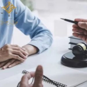 شرح المادة 77 من نظام العمل السعودي مع أمثلة عملية